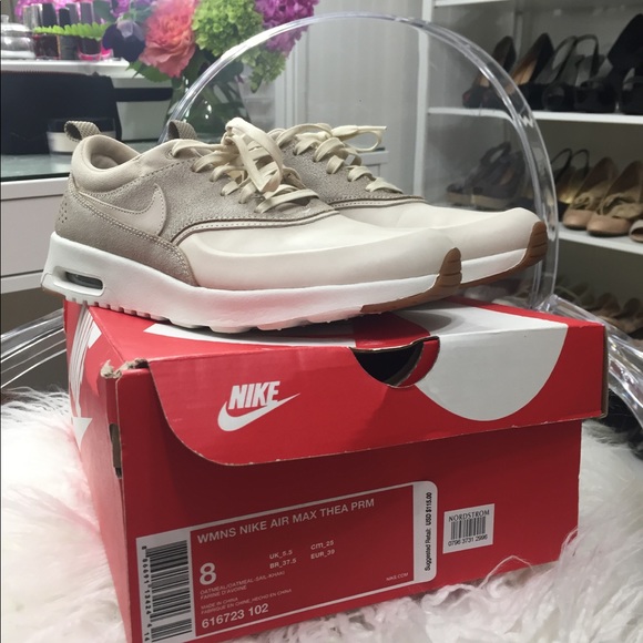 Like New Limited Edition Nike Air Max Thea - Picture 4 of 4